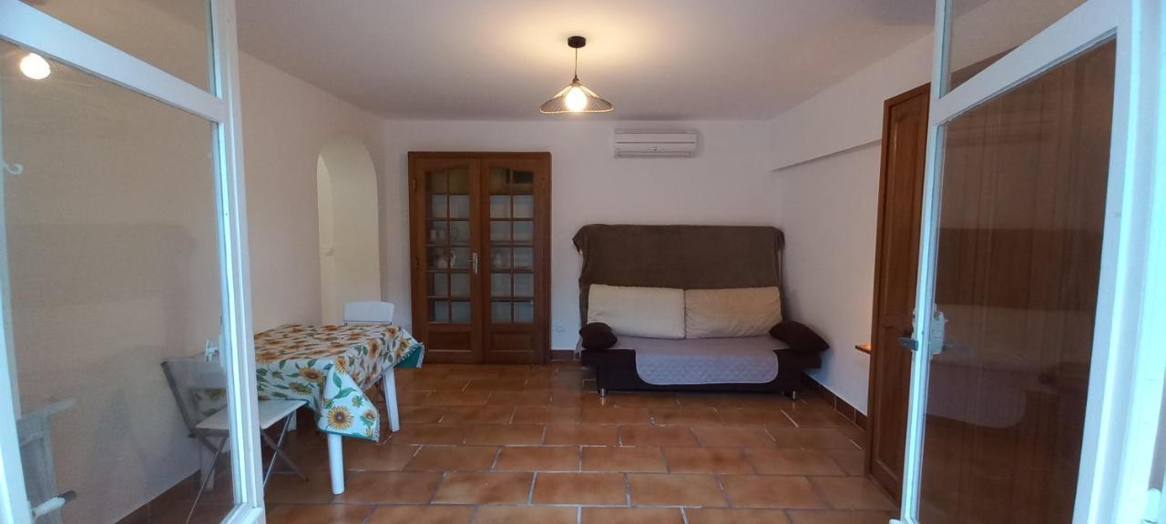 Appartement et sa grande terrasse en Rez de Jardin Saint Aygulf Buitenkant foto