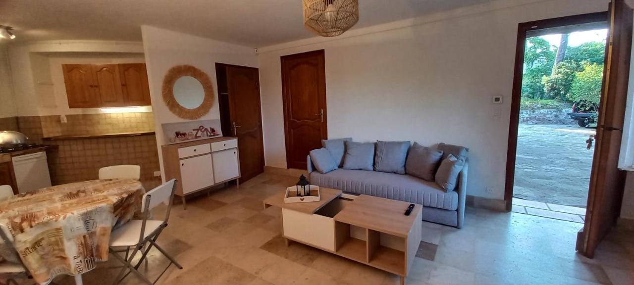 Appartement et sa grande terrasse en Rez de Jardin Saint Aygulf Buitenkant foto